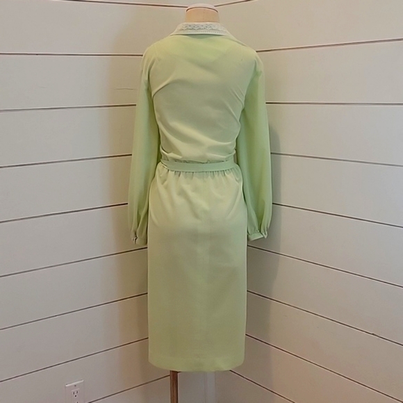 NO LABEL vintage retro green midi dress with lace - Picture 2 of 4